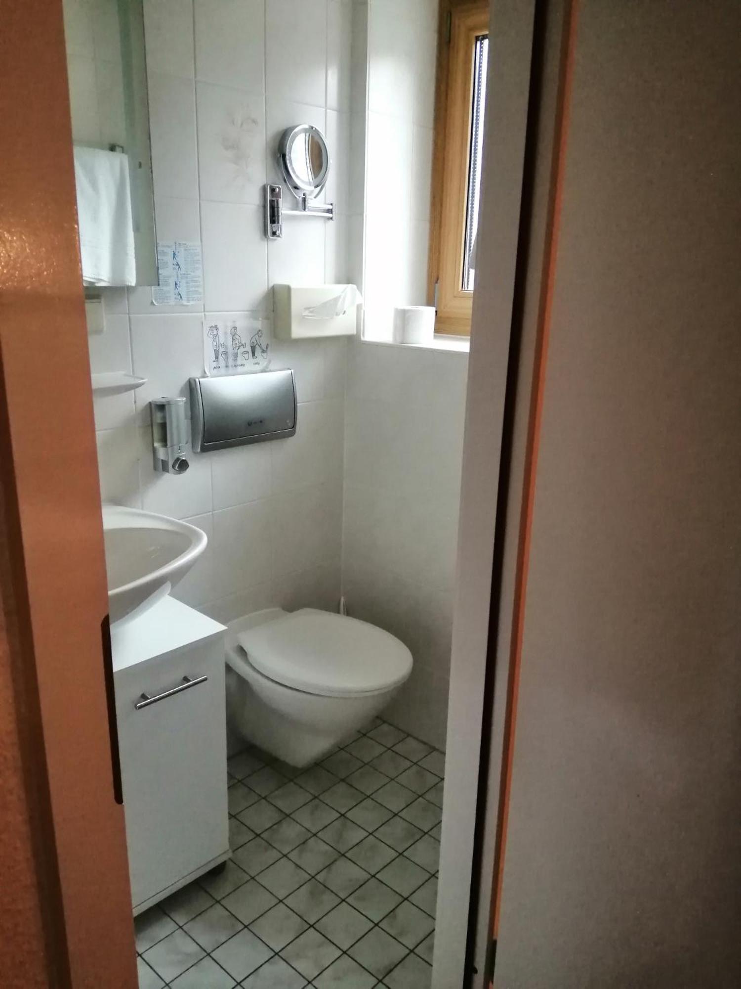 Hotel Am Kurpark トートモース エクステリア 写真
